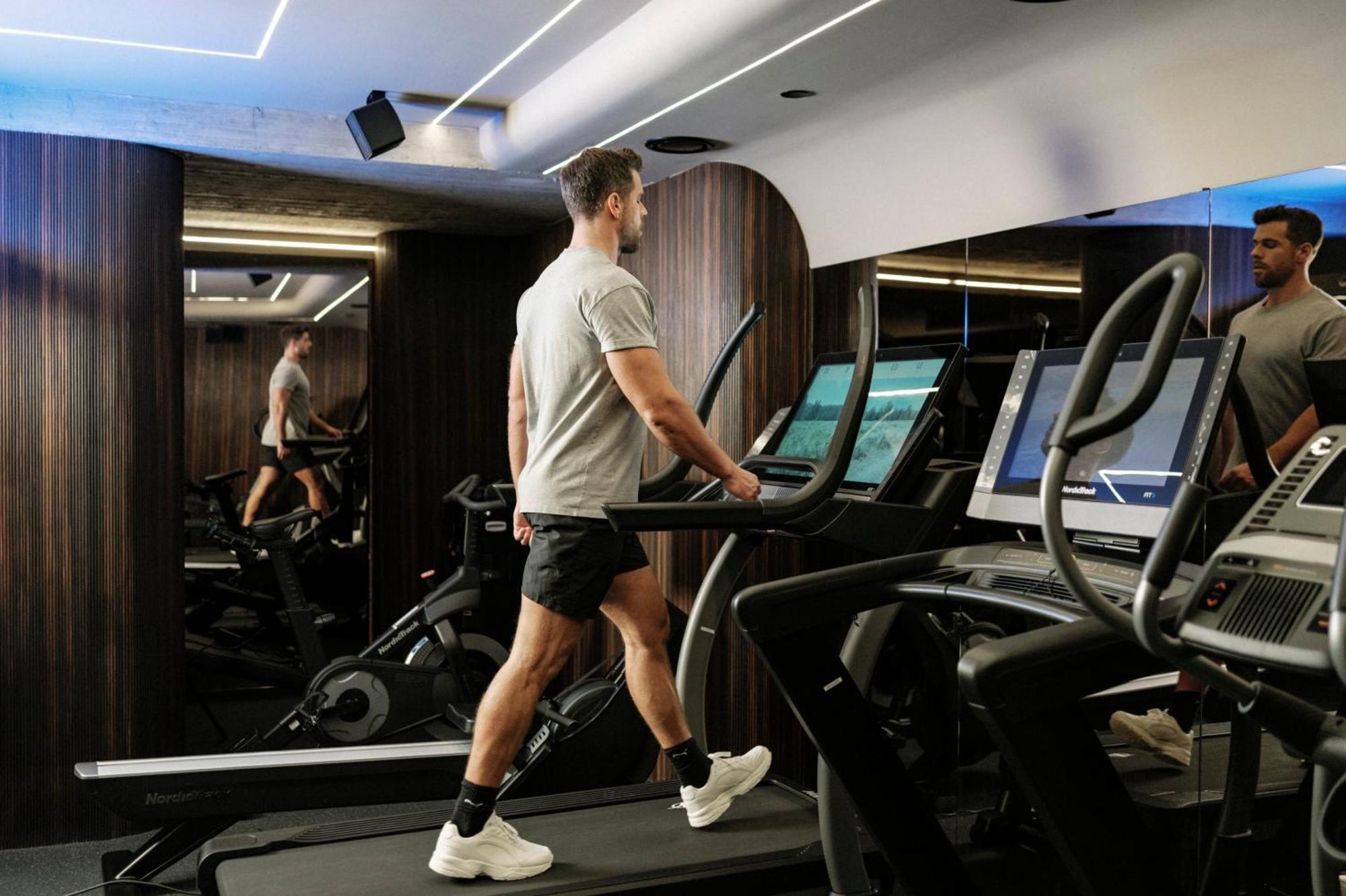 Fitch Hotel San Ġiljan Kültér fotó